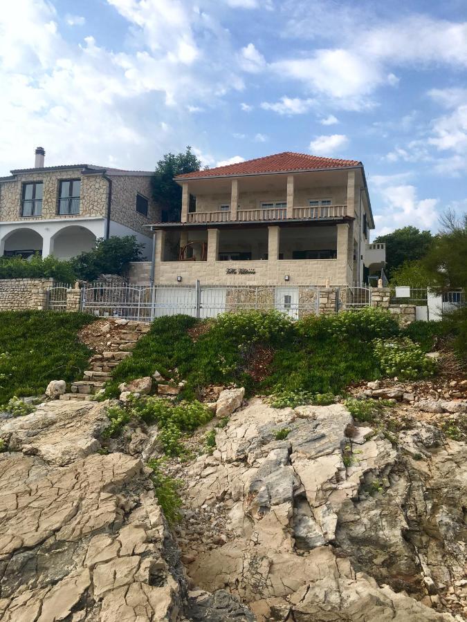 Schoenes Ferienhaus Direkt Am Meer Stomorska Esterno foto